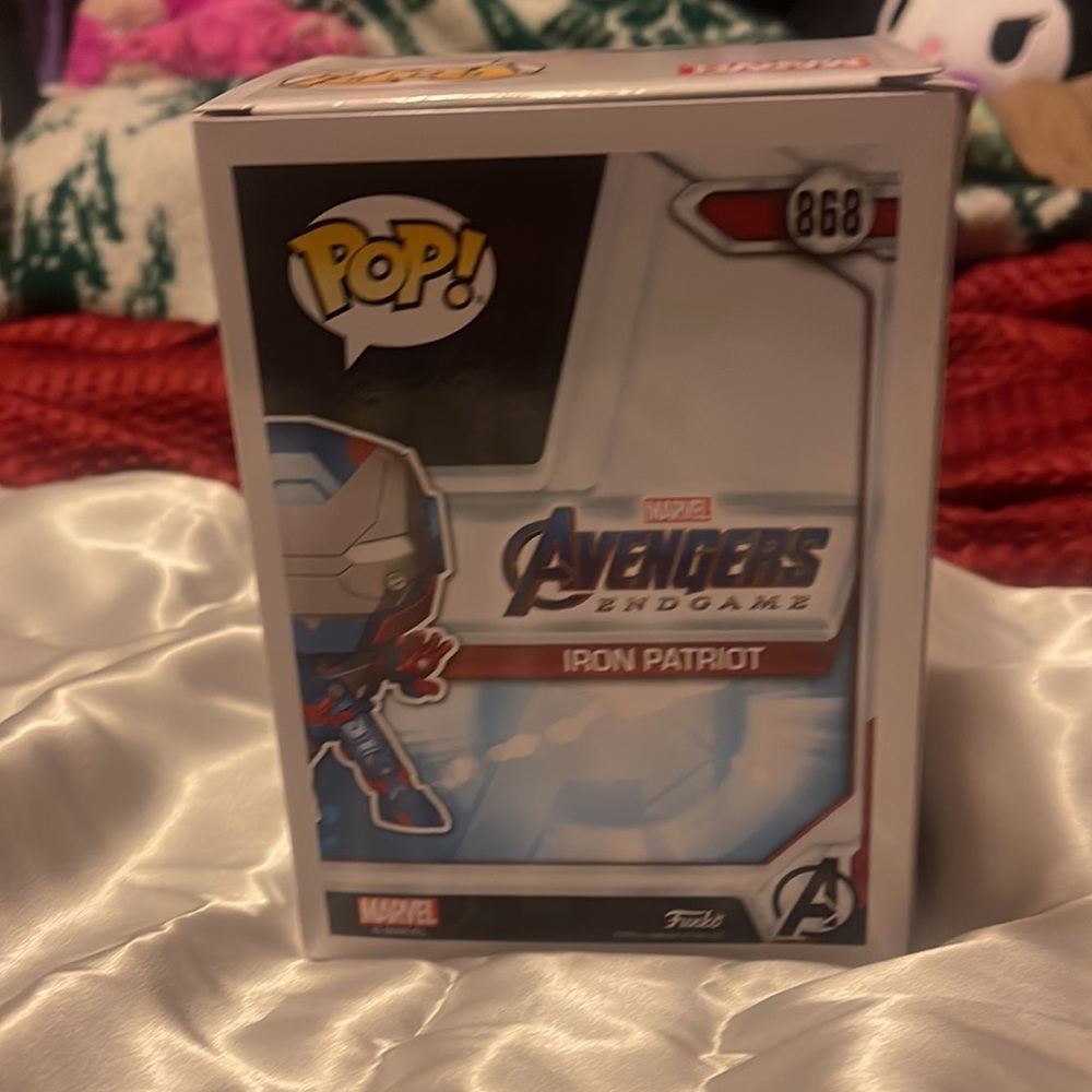 Iron Patriot Funko pop - Picture 3 of 5